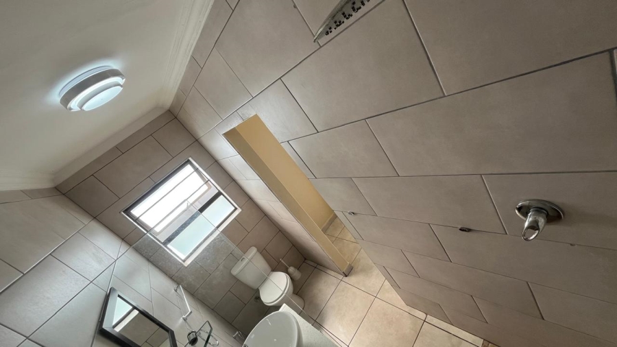 4 Bedroom Property for Sale in Fountains Estate Eastern Cape